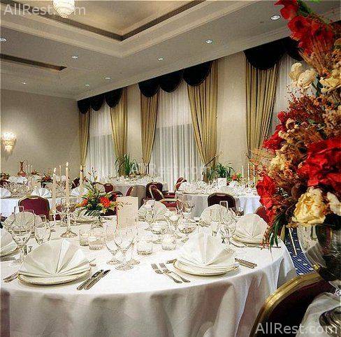 Crowne Plaza Hotel Muscat 11